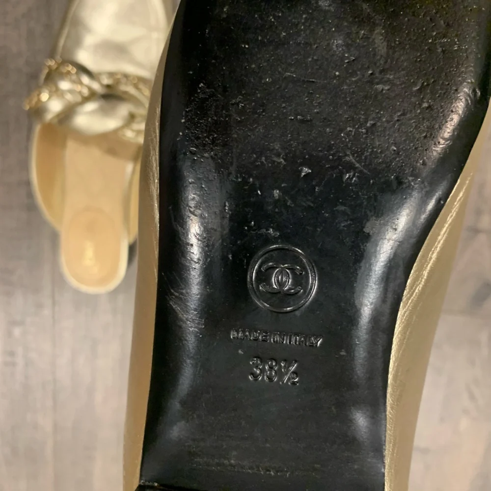 Chanel Metallic gold Leather Braided Chain Mule - Picture 11 of 11